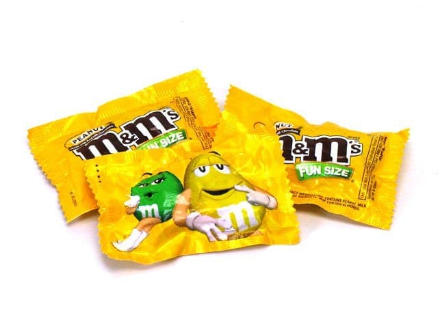 M&M Peanut Candy Fun Size 23lb