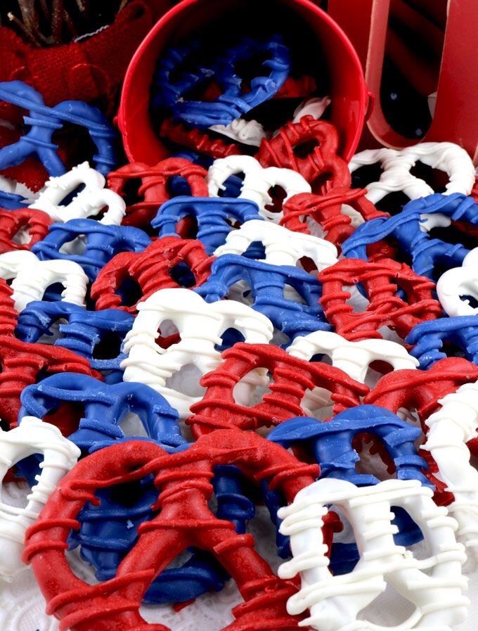 Red, White & Sweet: Memorial Day Chocolate-Covered Pretzel Ideas Everyone Will Love