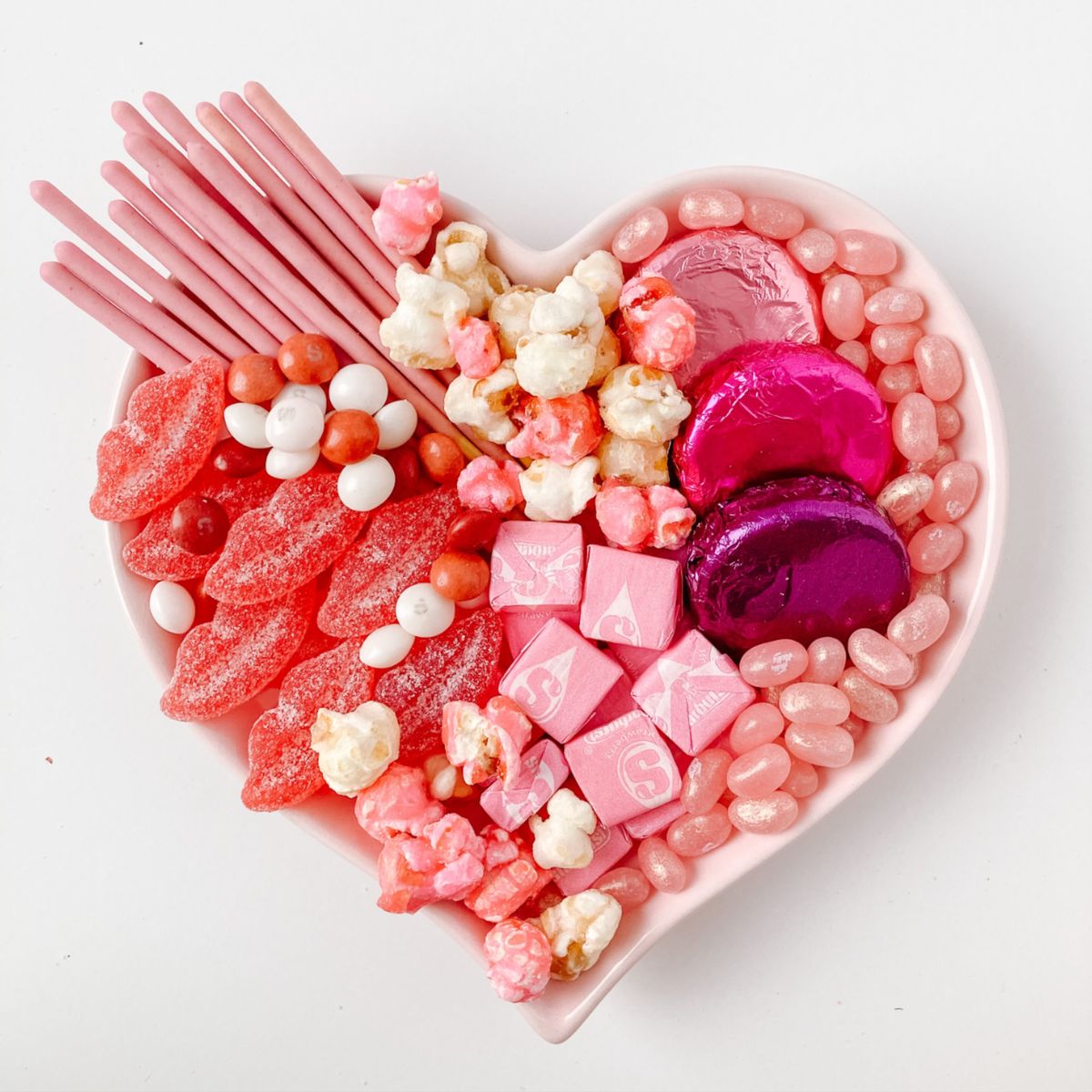 8 Easy Valentine’s Day Treats Everyone Will Love
