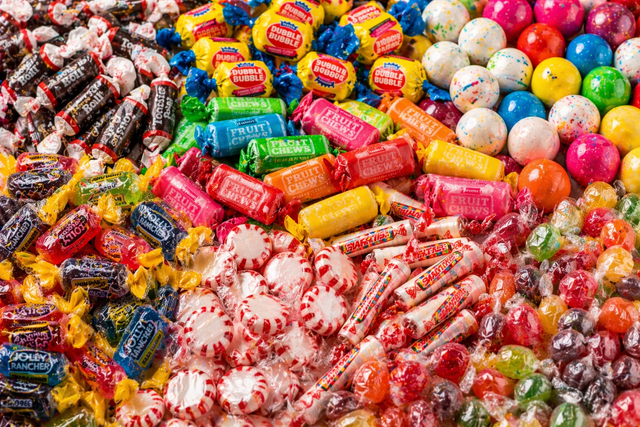 Bulk Candy: Wrapped - Royal Wholesale